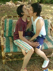 A Fist Full Of Love - Gay boys pics at Twinkest.com