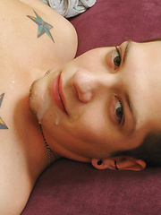 Licking Up A Load With Austin - Gay boys pics at Twinkest.com