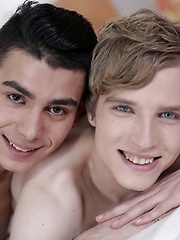 Pyotr Tomek Gets Cum Up His Arse In A Flip-Flopping Frenzy! - Gay boys pics at Twinkest.com