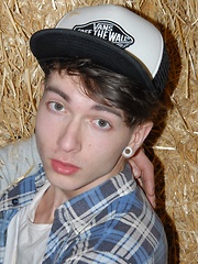 Young Boys - Sex in the Hayloft - Gay boys pics at Twinkest.com