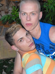 Kissing Sucking Fucking - Gay boys pics at Twinkest.com