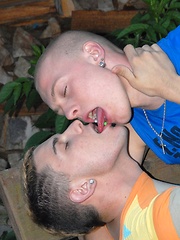 Kissing Sucking Fucking - Gay boys pics at Twinkest.com