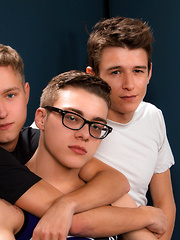 Twink Bait - Gay boys pics at Twinkest.com